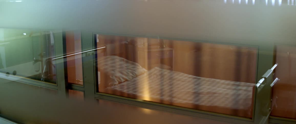 Empty bed in a hospital room