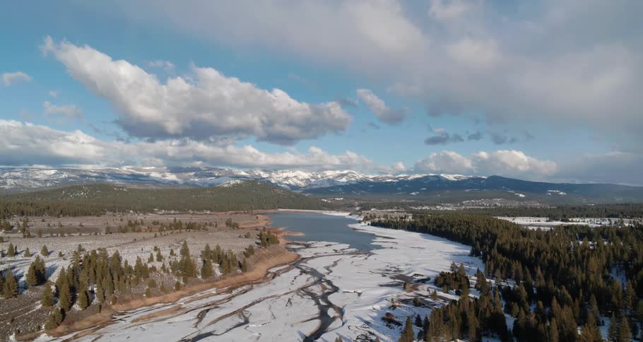 A view of a landscape is displayed in winter
