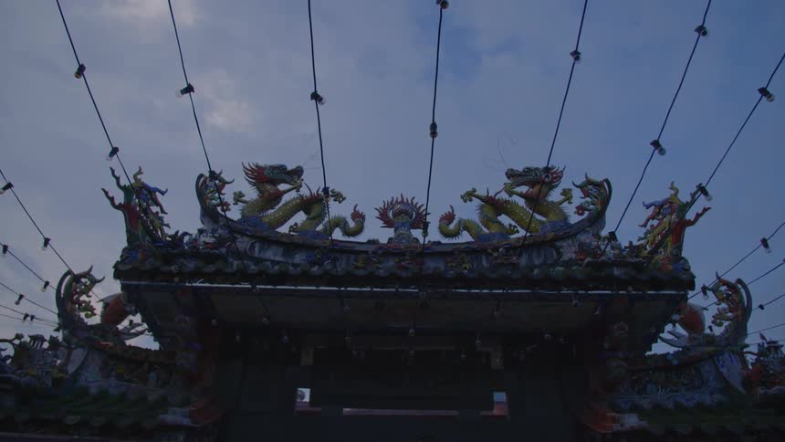 Temple adorned with dragon sculptures