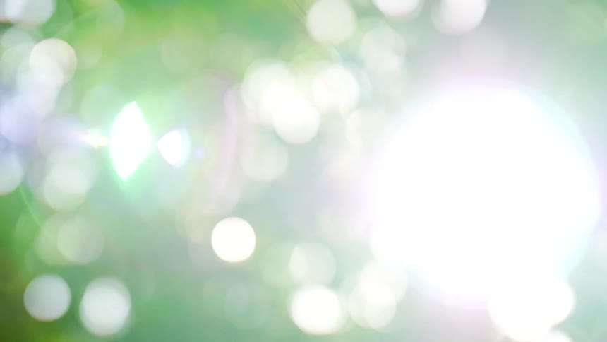 Green and white bokeh effect