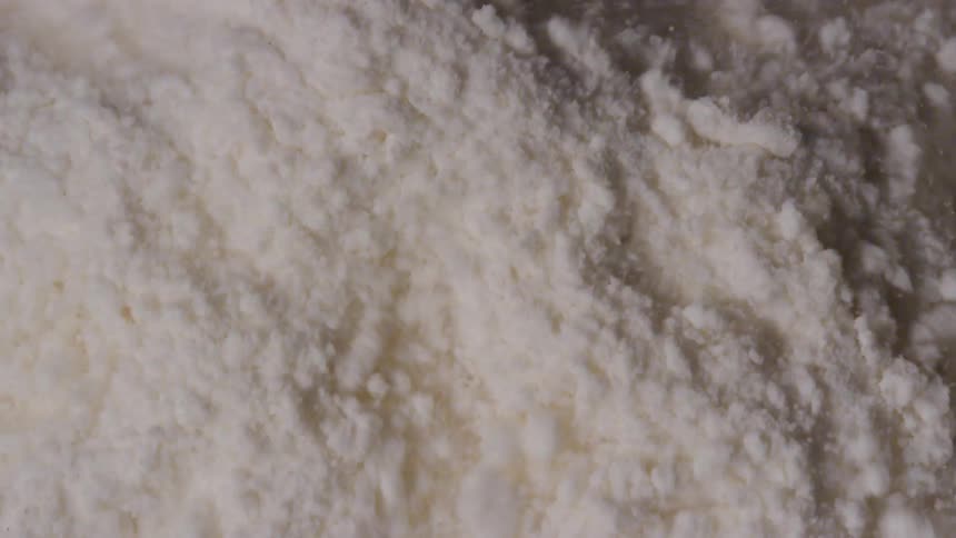 Vibrating white sand