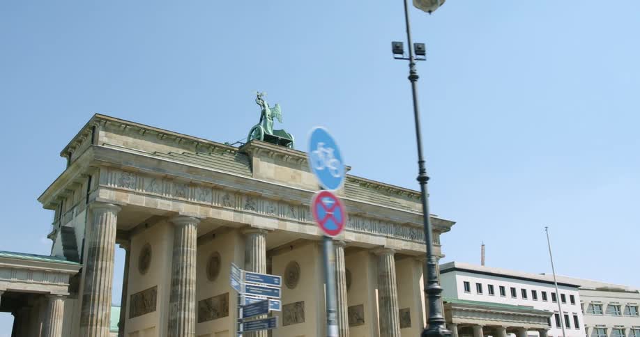 A building is displayed during the dady