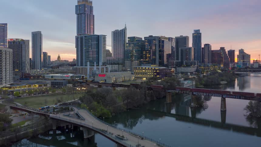 A timelapse of a city during the evening