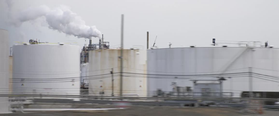 The factory is giving off heavy smoke