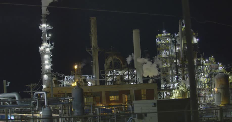 A shot of an oil refinery