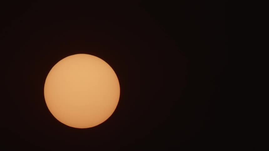 Sun slowly moves downward