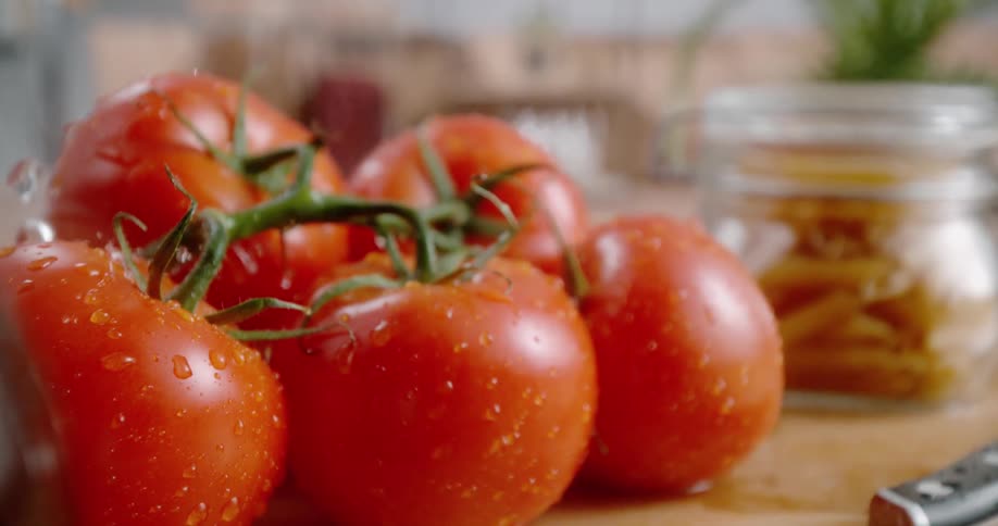 Water is dropped on the tomatoes