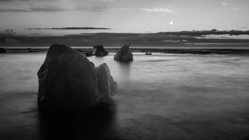 Timelapse of large chunks of ice on the shore