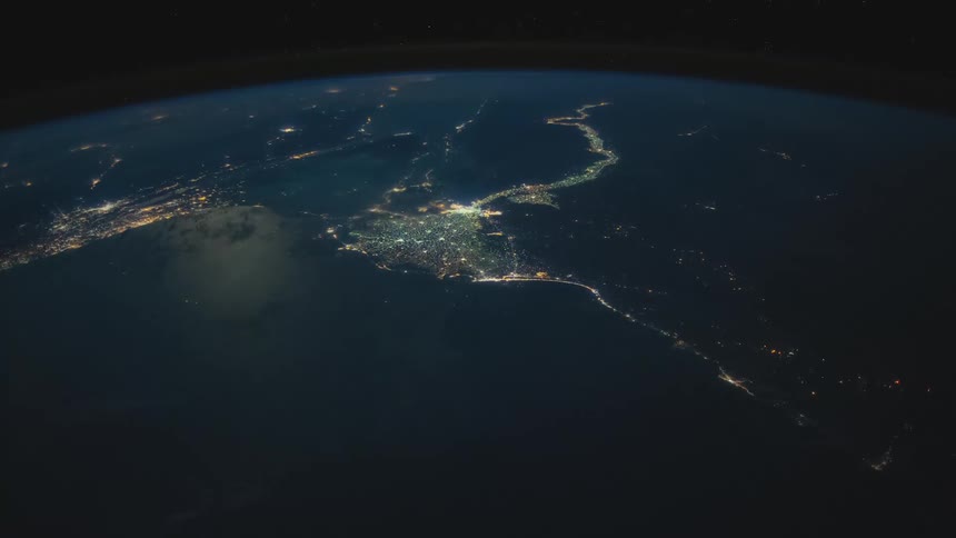 Sunlight reflection on the oceans of planet earth seen from space