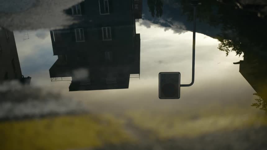 A house is reflecting in the water