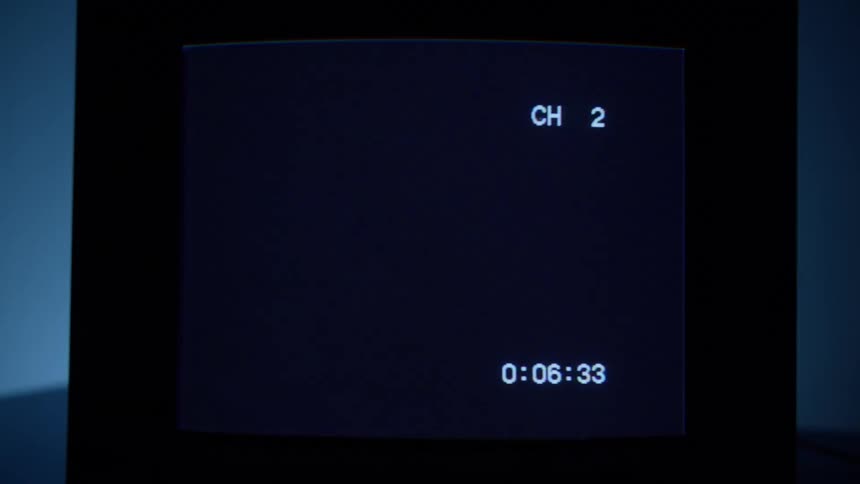 A static screen television screen changes as the input is switched
