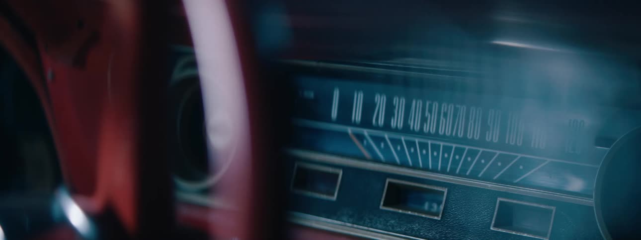The dashboard radio of an old car
