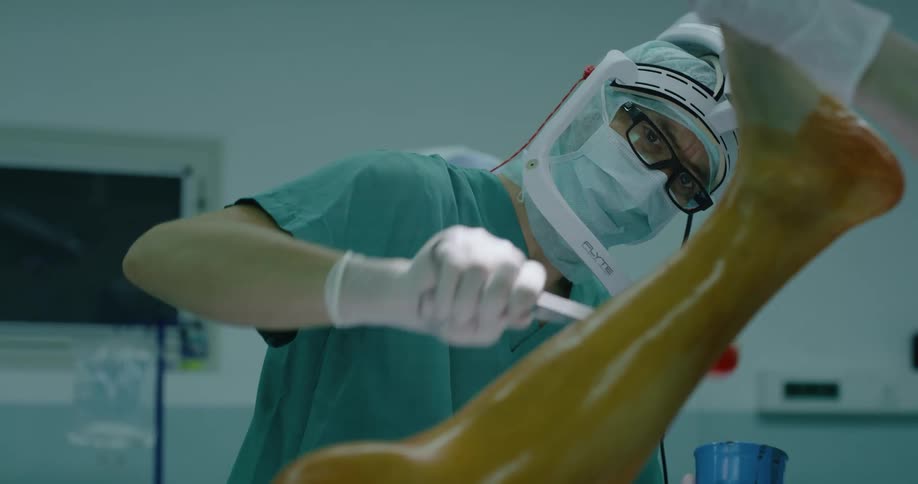 Doctors are performing surgery in a hospital