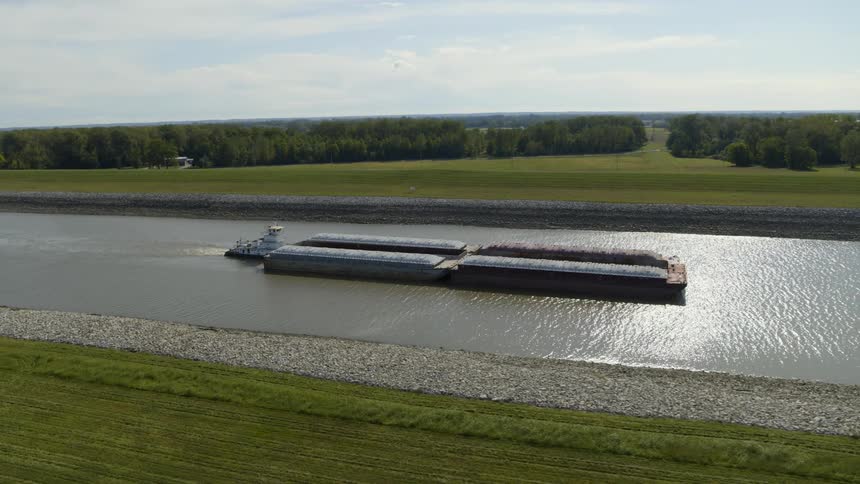 Traverse along the profile of a river barge