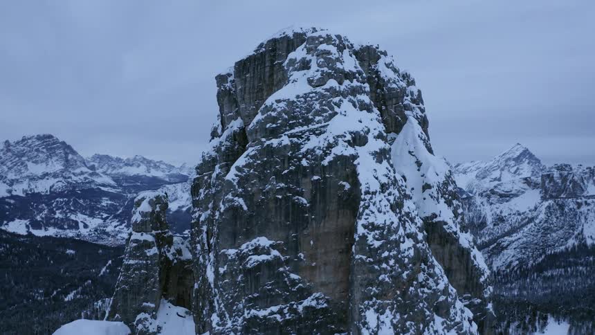 The mountain range is full of snow