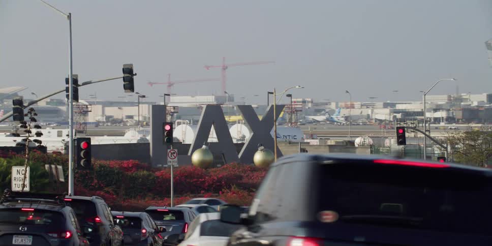 Approaching LAX
