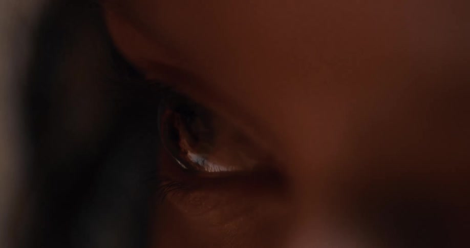 The light is reflecting on the eye