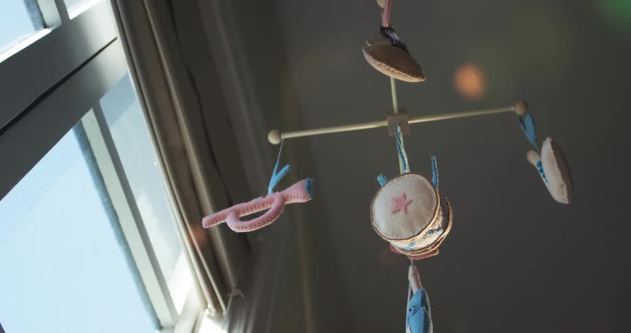 The toy spins while hanging from the ceiling