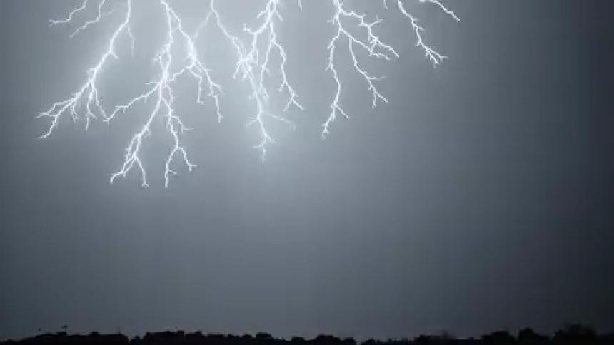Lightning flashes in the night