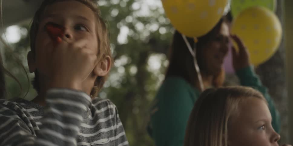 Kids at a birthday party
