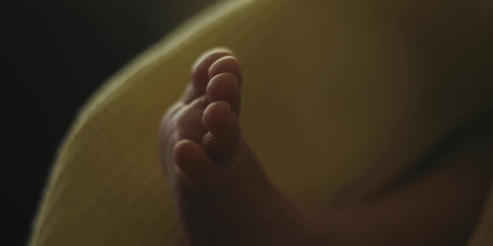 A person wiggles their toes