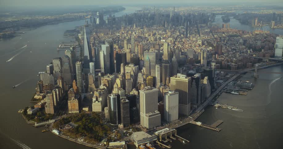 Aerial view of the city of manhattan and the hudson river in new york