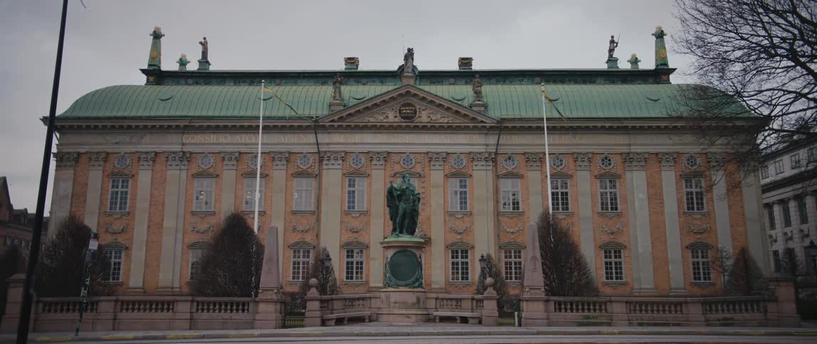 A view of a building outdoors