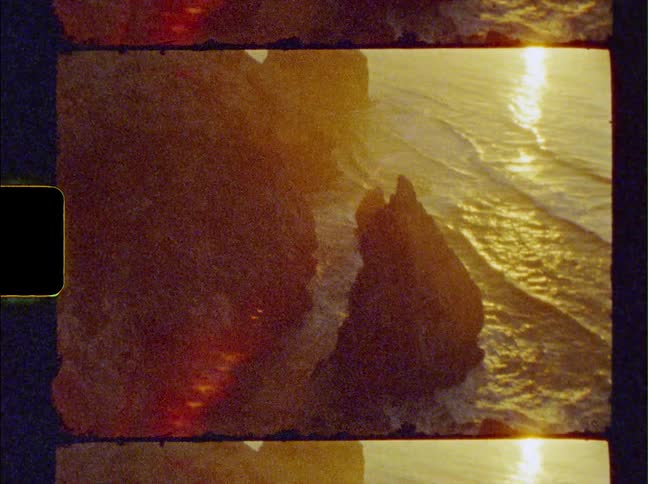 A view of the ocean at cliffs