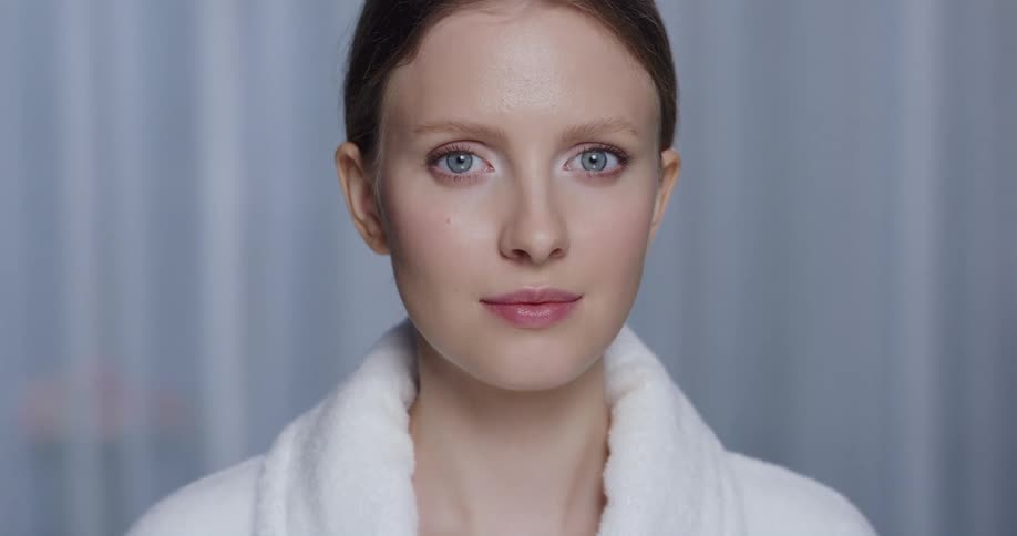A portrait of a woman