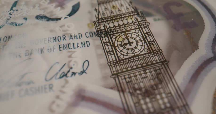Artwork depicting a clocktower on a british banknote
