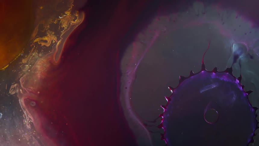 A purple blob with spikes causes liquid to expand then contract