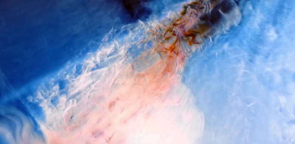 The cloud of colors moves around