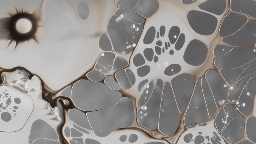 Liquid forming bubbles and popping