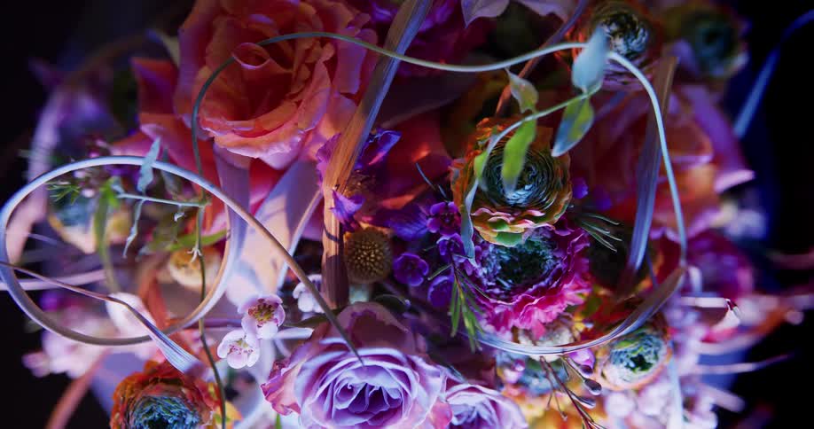 Close up view of flowers in a flower bouquet is displayed