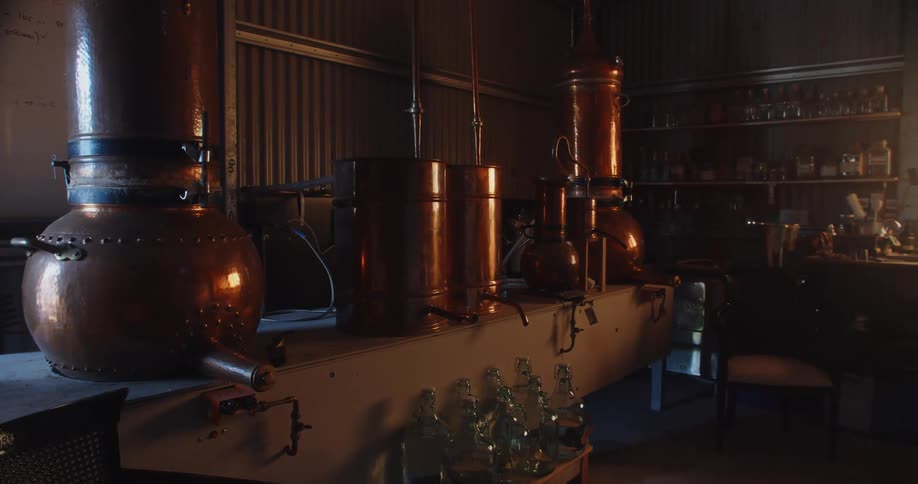 Large containers are in the brewery