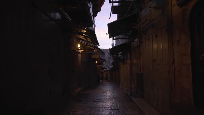 A dark alley has no people