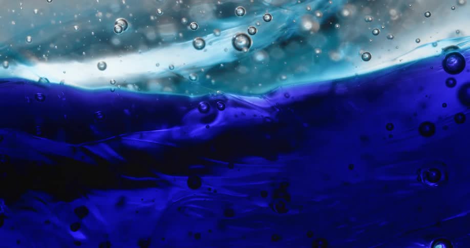 The bubbles move around in the gel