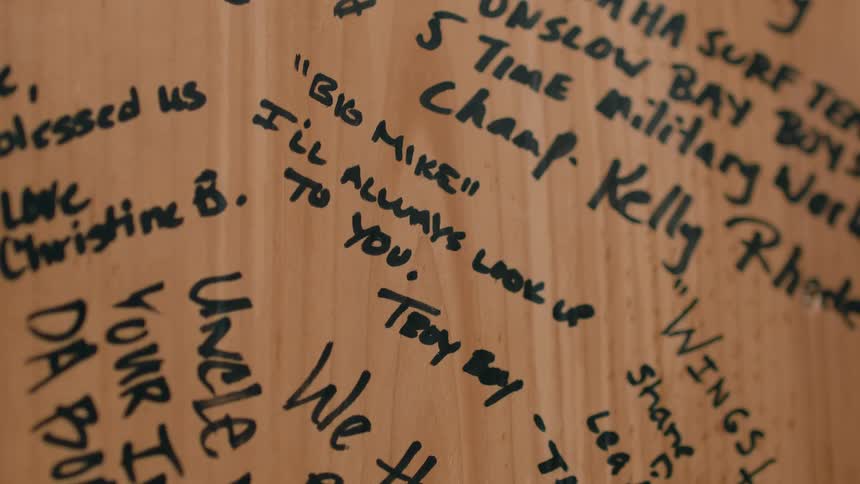 Handwriting on the surface of desk
