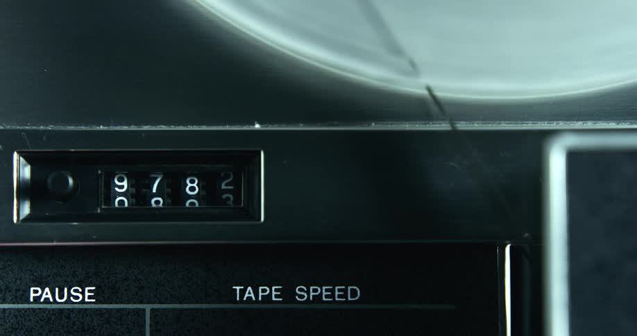 Analog counter increments as tape deck plays