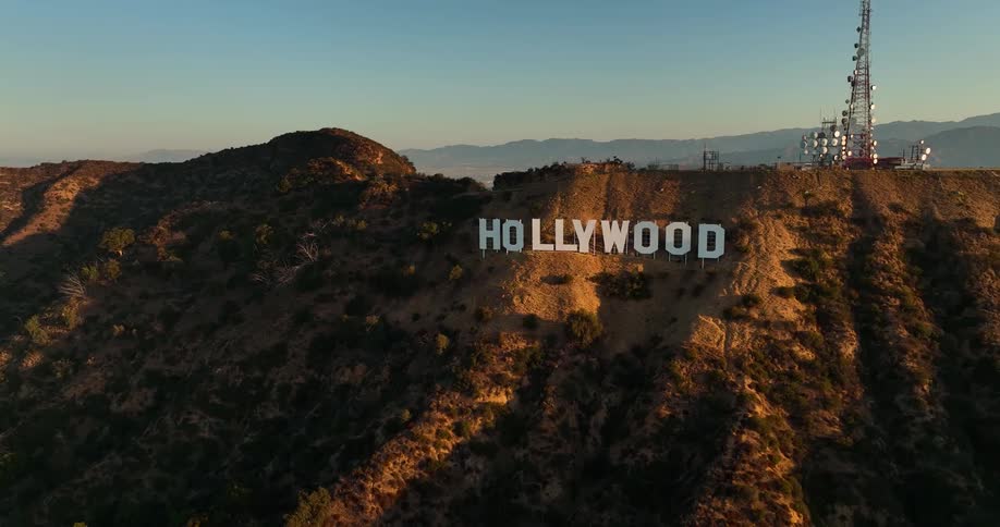 The hollywood sign and radio tower on mount lee