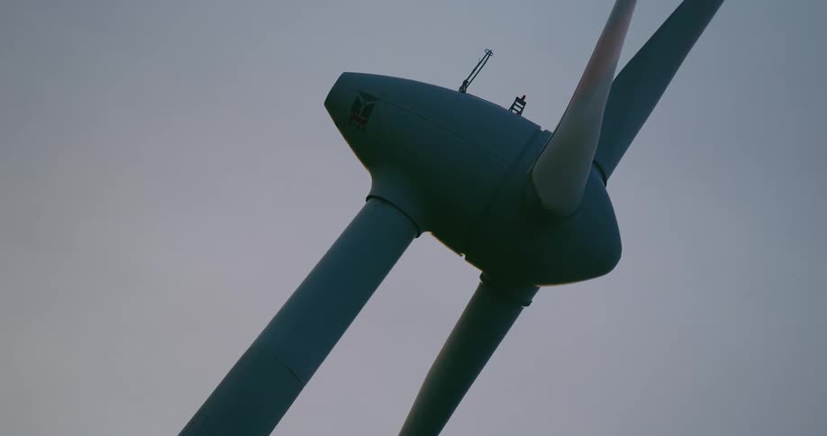Propellers turn on a wind turbine