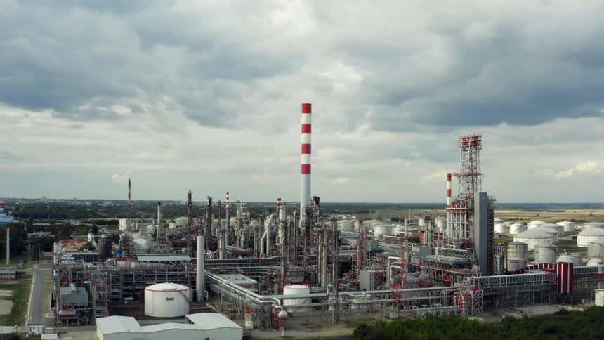 Large polluting refinery in the plains on the outskirts of Belgrade