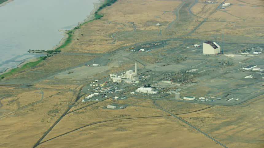 Zoom reveals the Hanford Nuclear site in eastern Washington, USA
