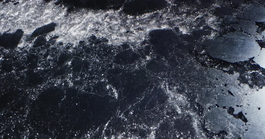Ice breaking up on the water