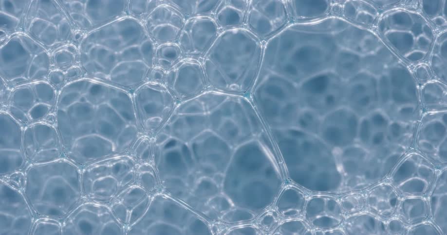 Light brightens on layers of soap bubbles before darkening again