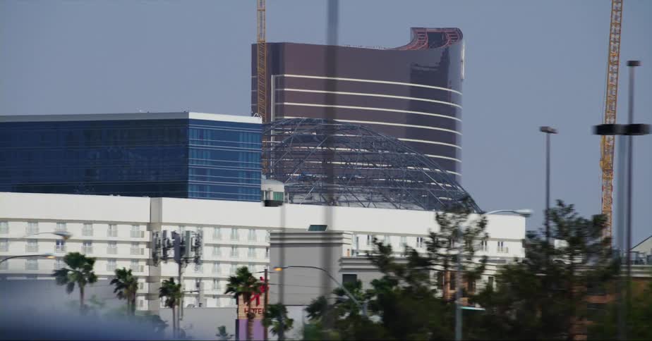 Exterior view of wynn las vegas luxury resort and casino