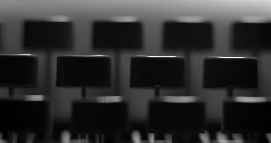 Macro Typewriter