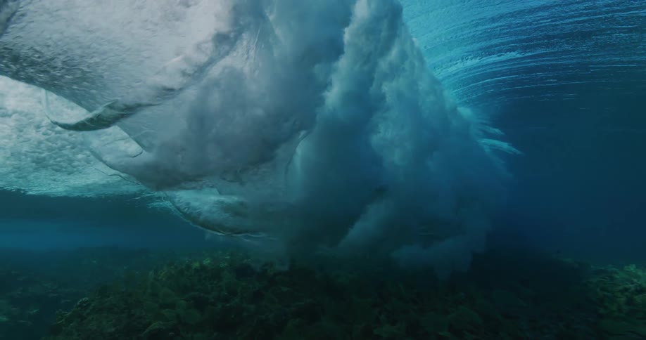 A large wave moves along the ocean floor