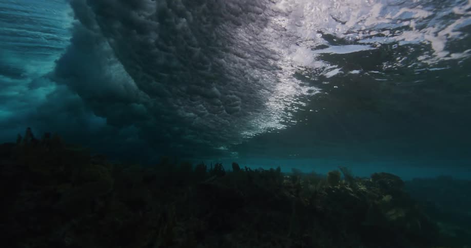 Strong waves are moving in the ocean water