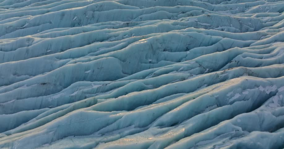 Ice leads up to the shore